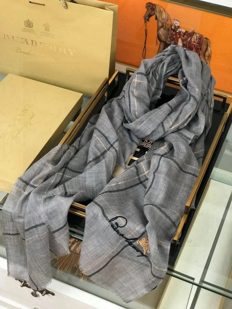 Burberry Scarf Youthful 271299