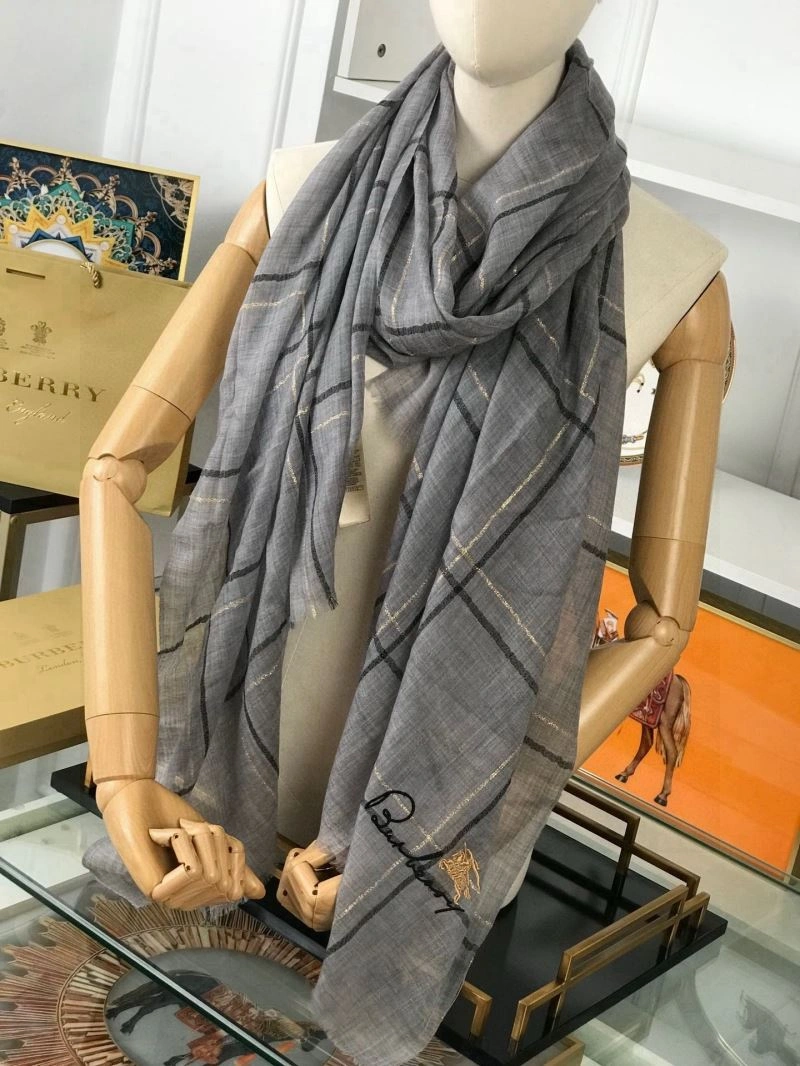 Burberry Scarf Youthful 271299