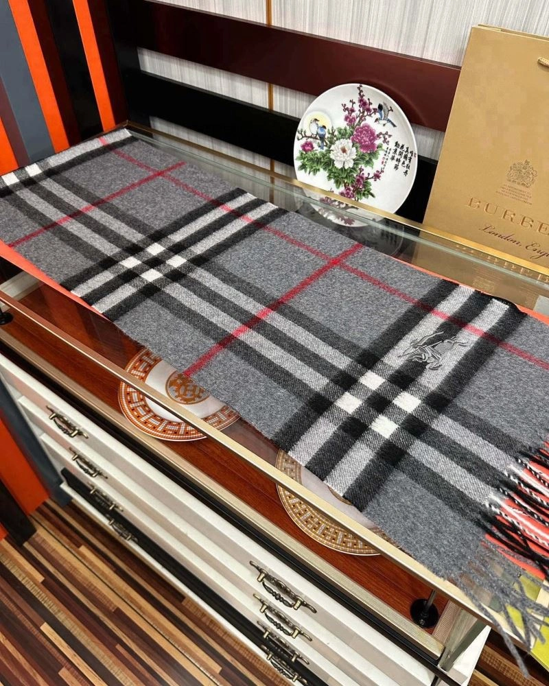 Burberry Scarf Durable 271300