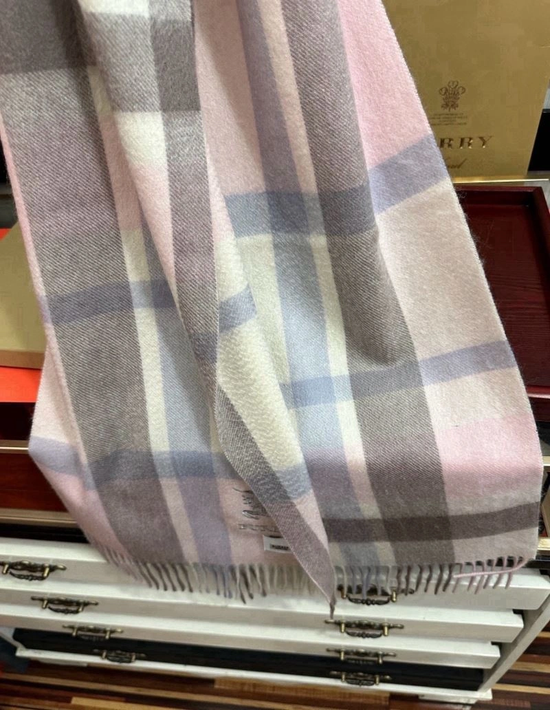 OnTrend Burberry Scarf 271310