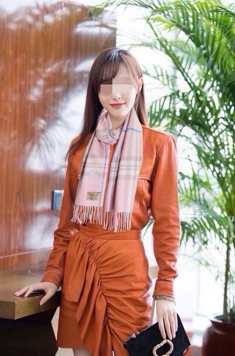 Burberry Scarf EasyMatch 271303