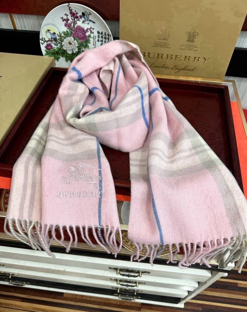 Burberry Scarf EasyMatch 271303