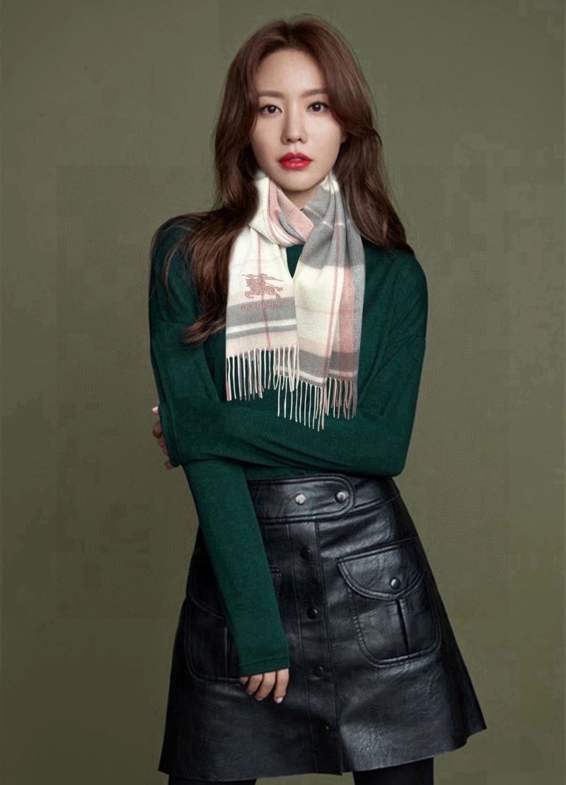 Burberry Scarf FashionForward 271293