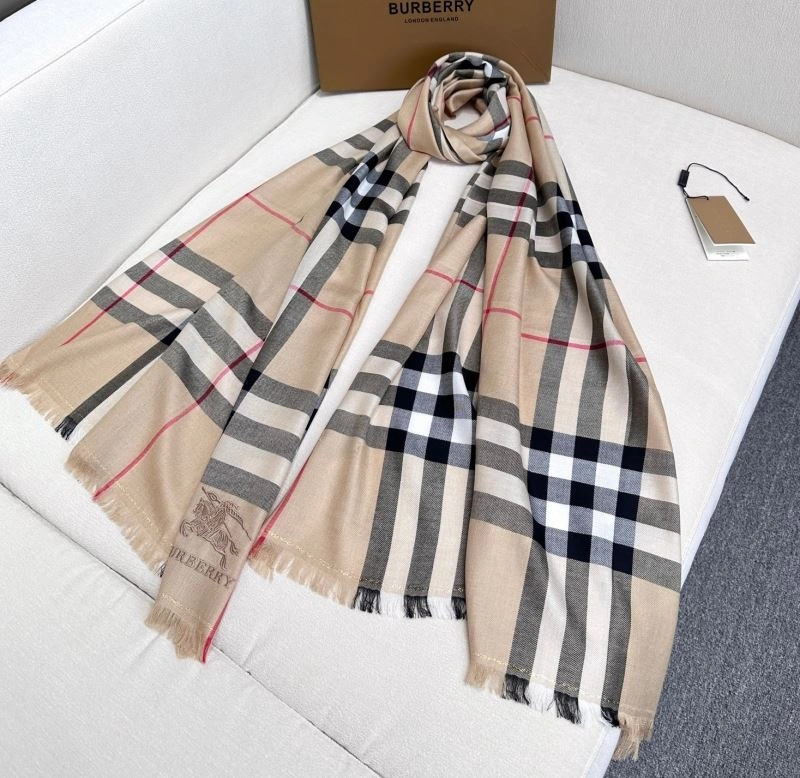 Lightweight Burberry Scarf 272027