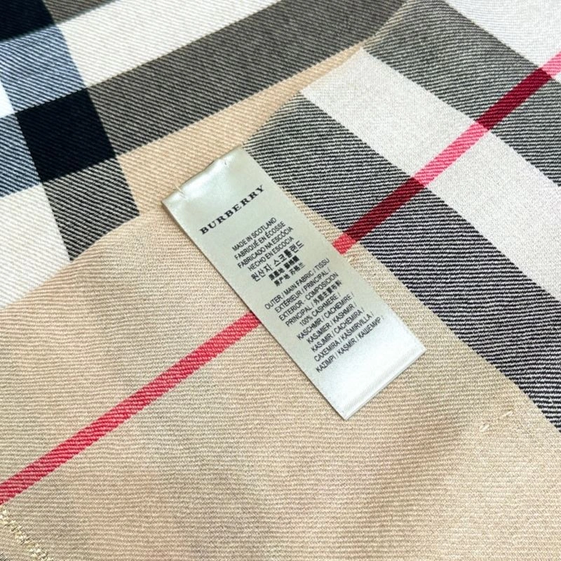 Lightweight Burberry Scarf 272027