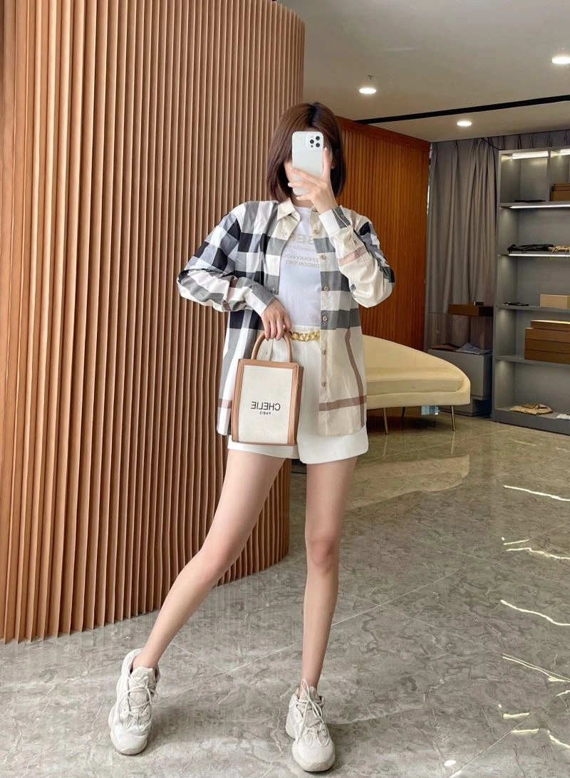 FashionForward Burberry Shirts 103664