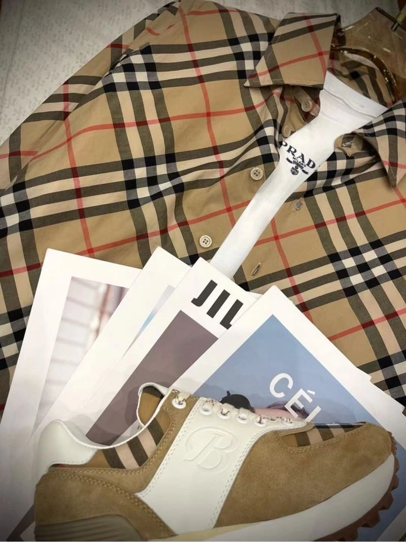 Lightweight Burberry Shirts 103642