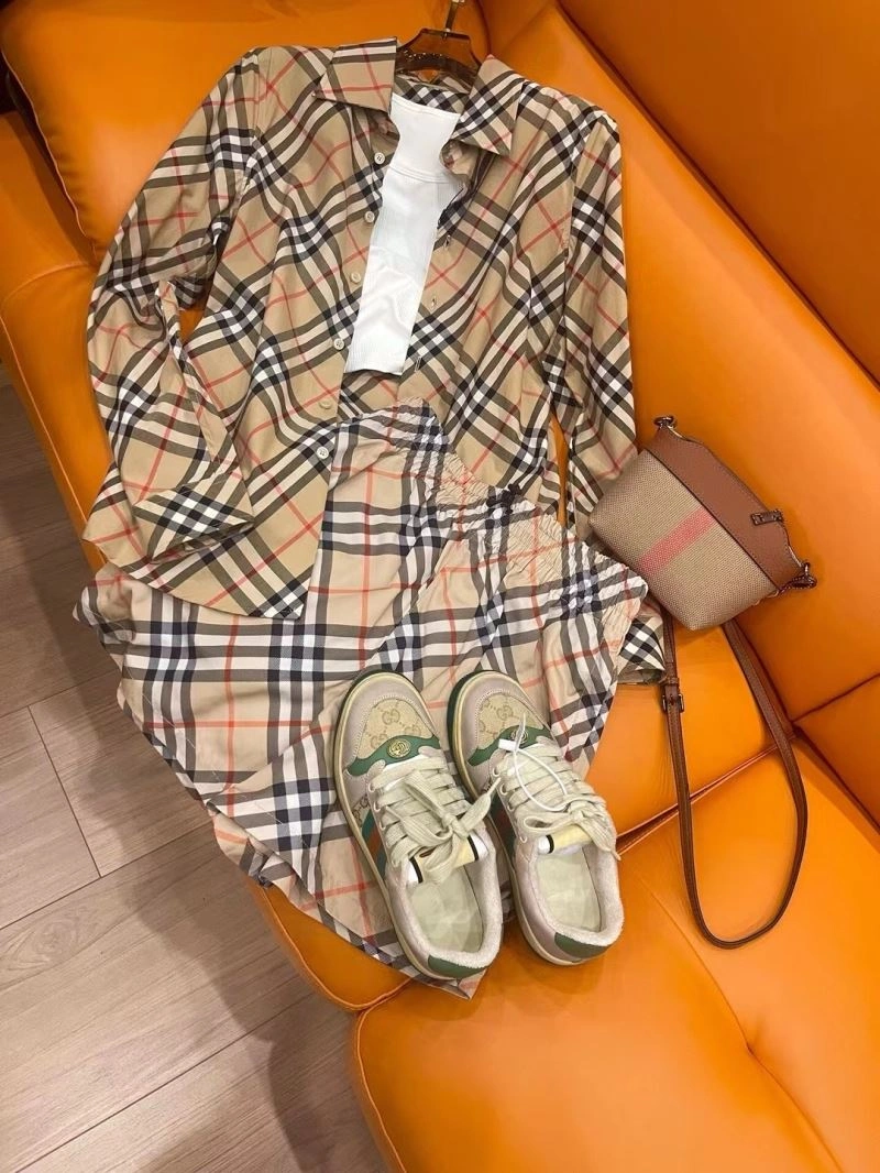Lightweight Burberry Shirts 103642