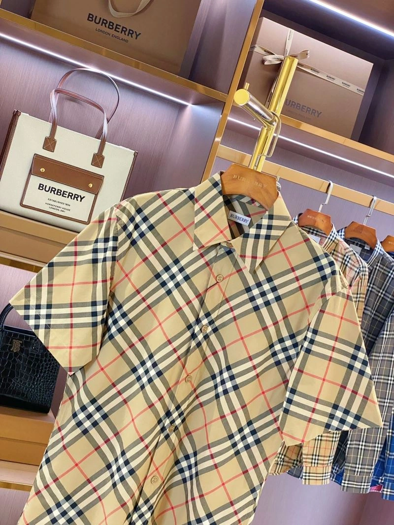 Versatile Burberry Shirts 103628