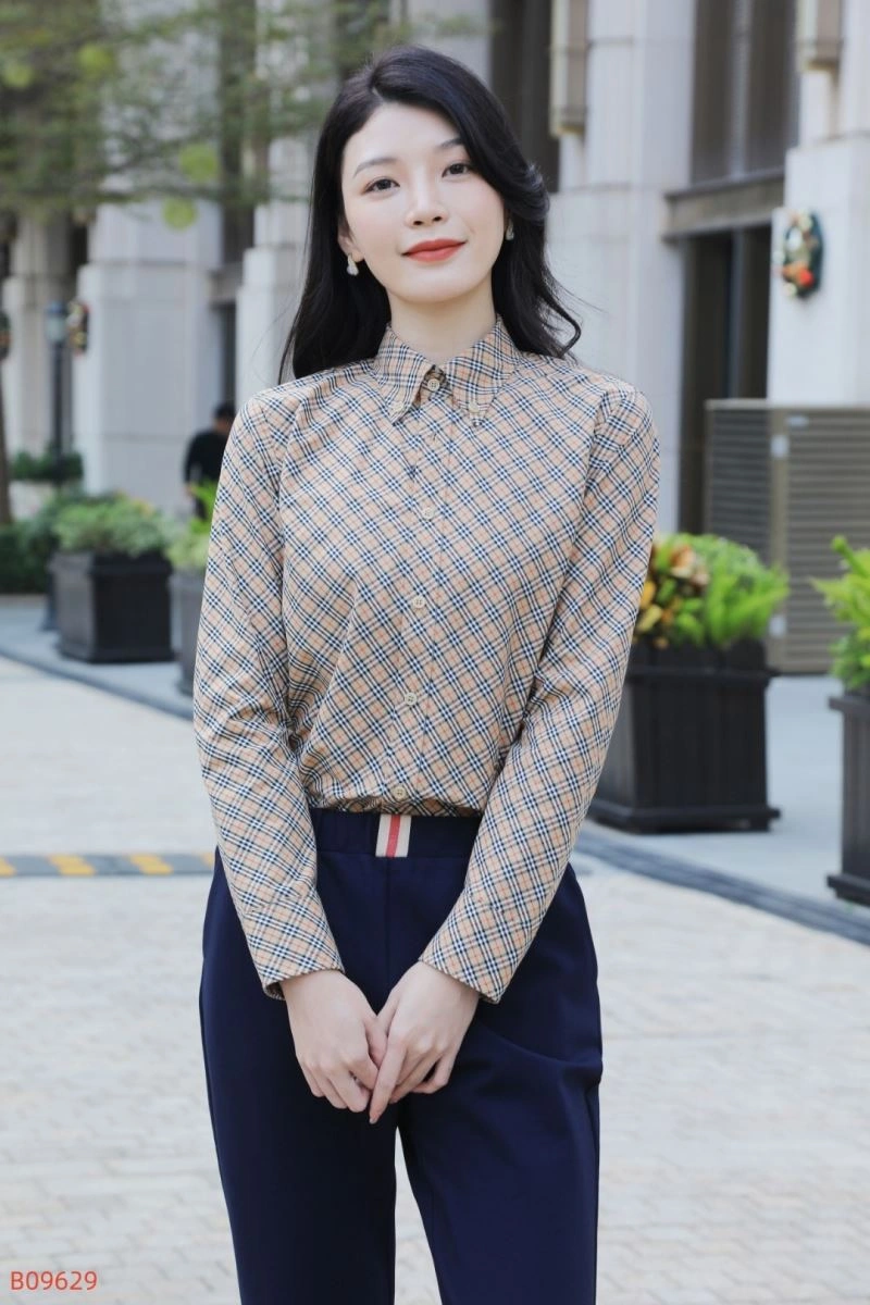 Versatile Burberry Shirts 103562