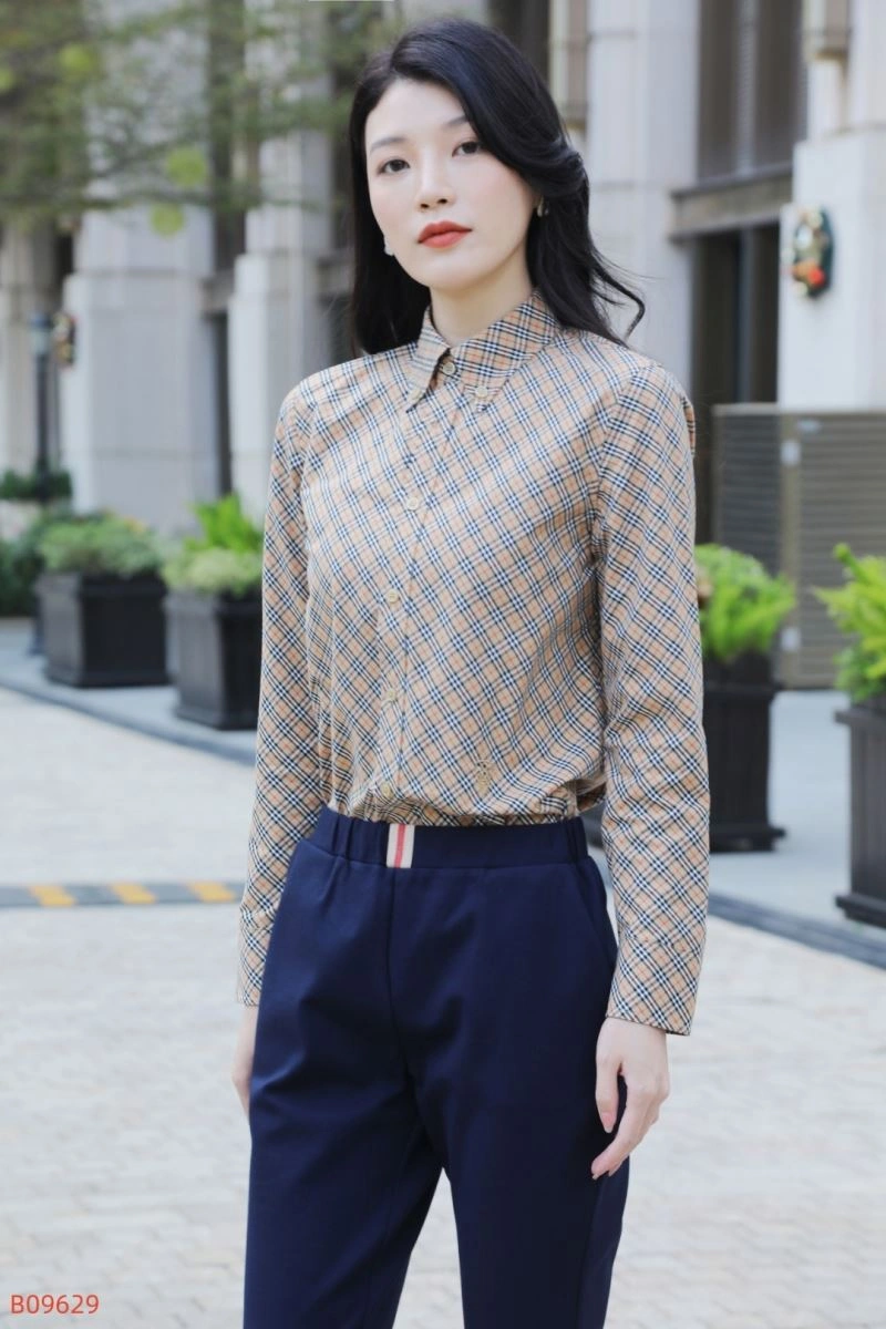 Versatile Burberry Shirts 103562