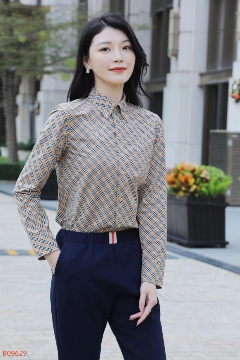 Versatile Burberry Shirts 103562