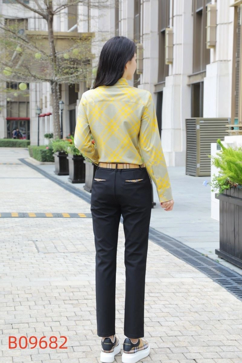 Timeless Burberry Shirts 103598