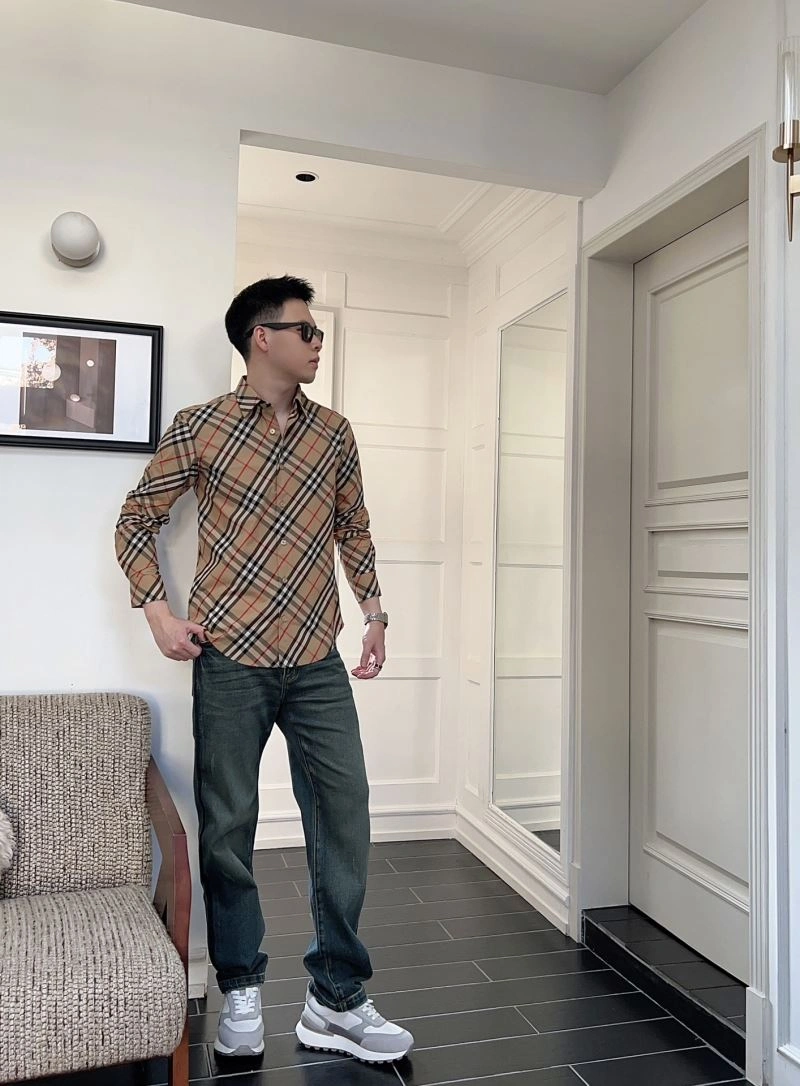 Effortless Burberry Shirts 103520