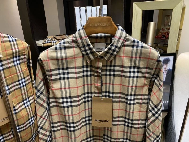 WellDesigned Burberry Shirts 103518