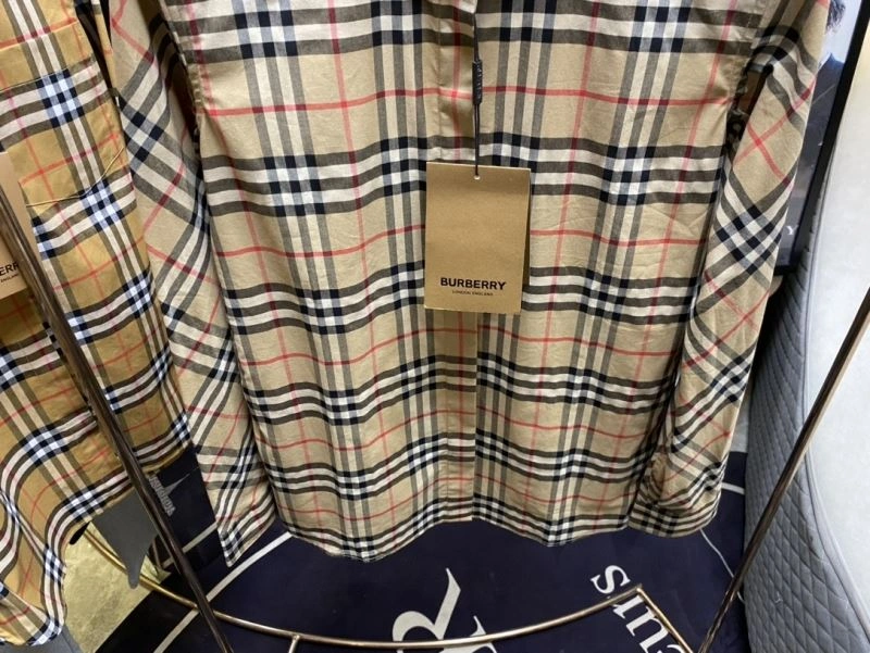 WellDesigned Burberry Shirts 103518
