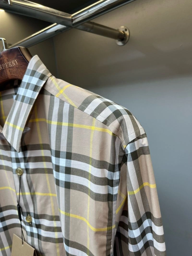 Tailored Burberry Shirts 103082