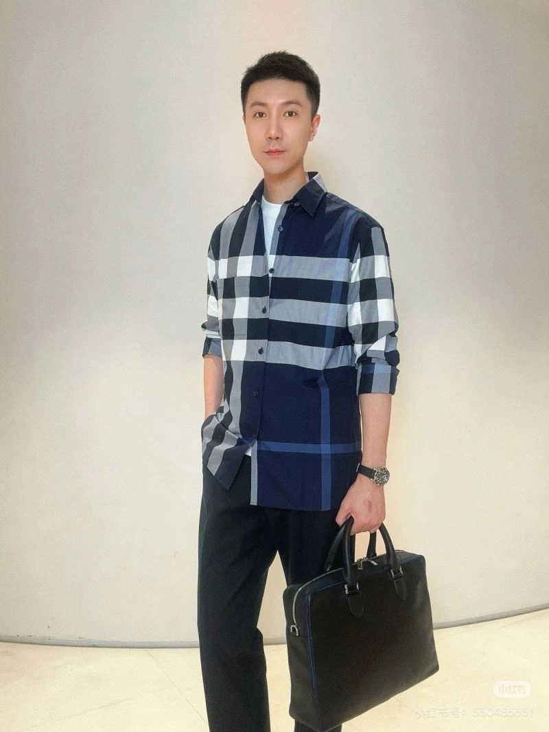 Versatile Burberry Shirts 103155