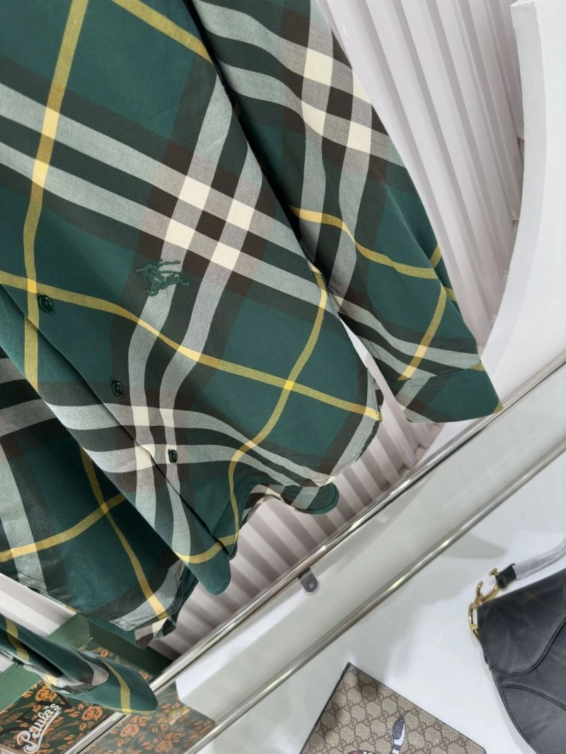 Timeless Burberry Shirts 105535