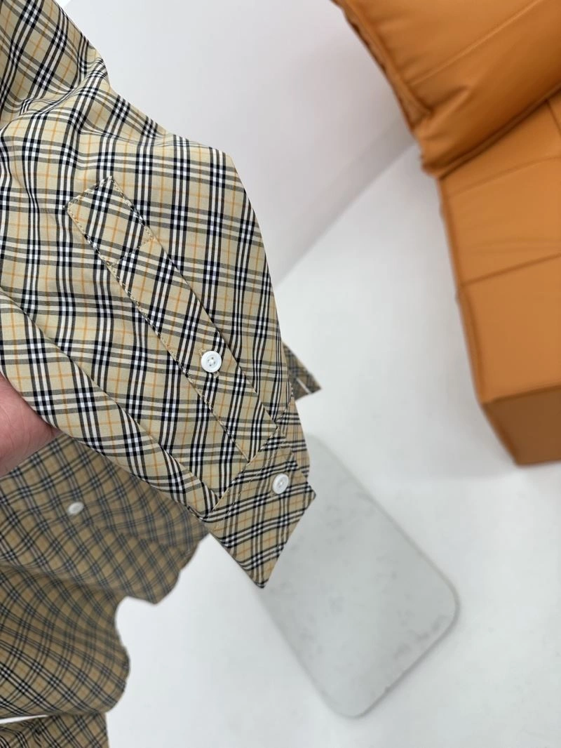Compact Burberry Shirts 105446