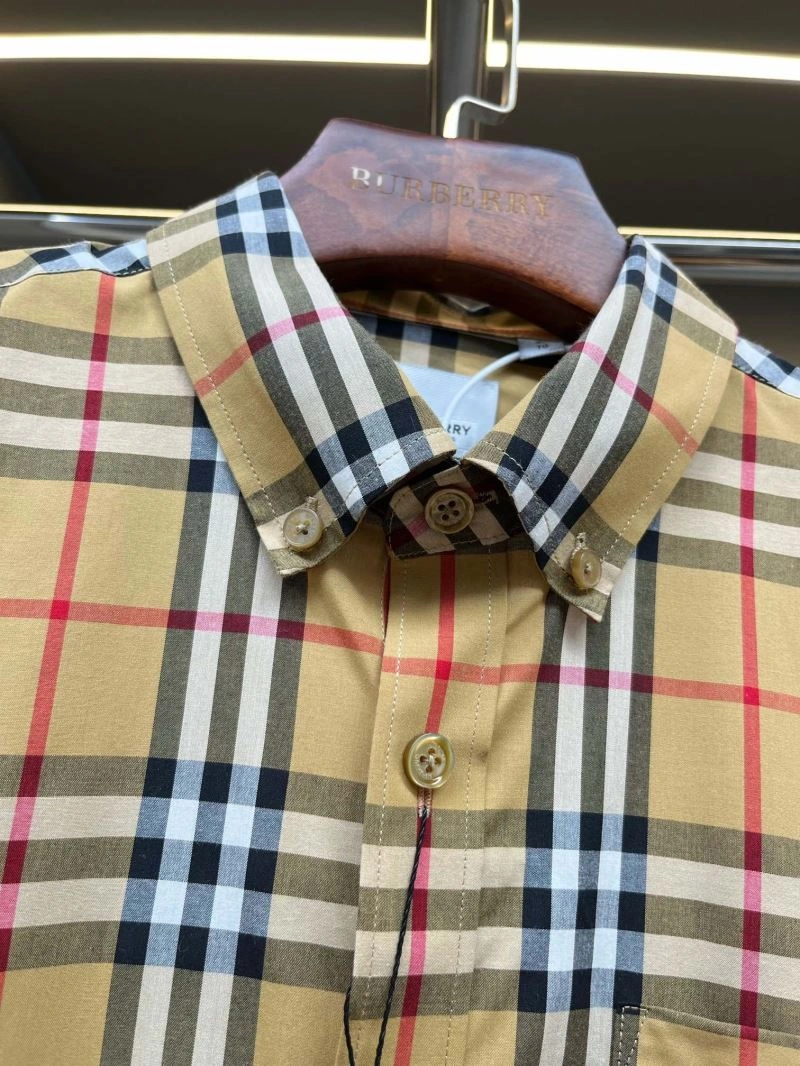 Burberry Shirts ZipUp 105405