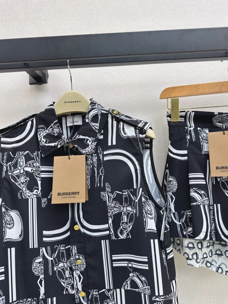 Bold Burberry Shirts 99098