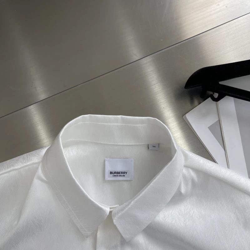 Unisex Burberry Shirts 101162