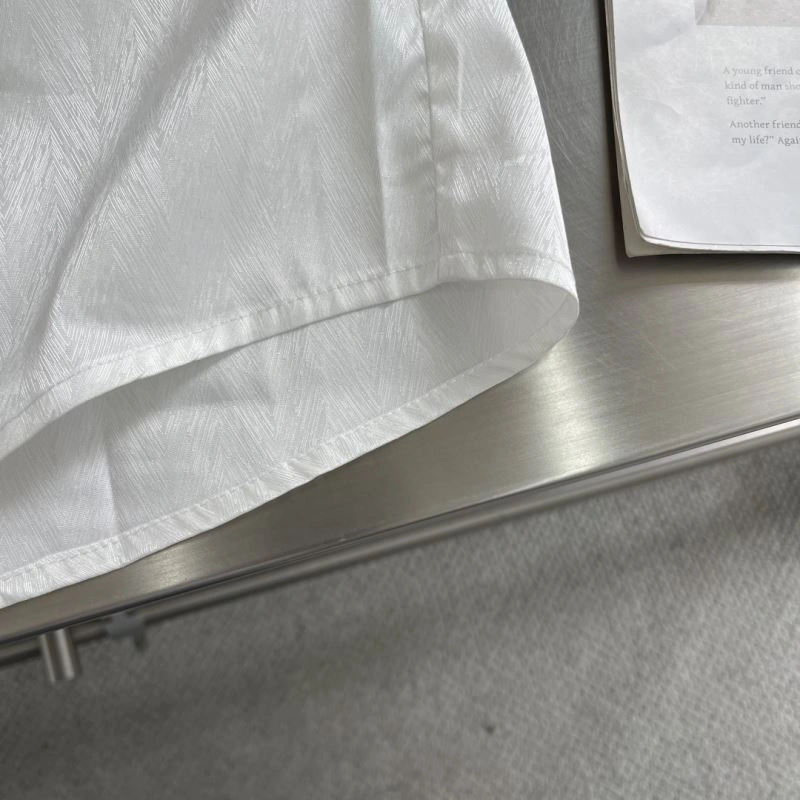 Unisex Burberry Shirts 101162