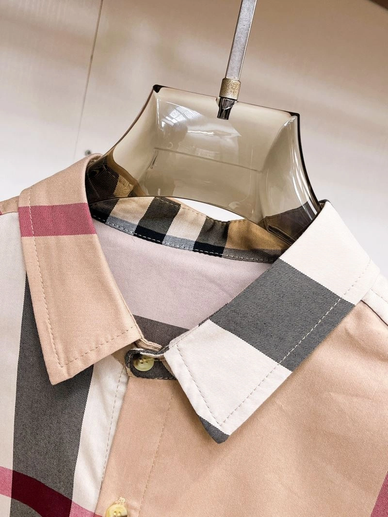Burberry Shirts RelaxedFit 100665