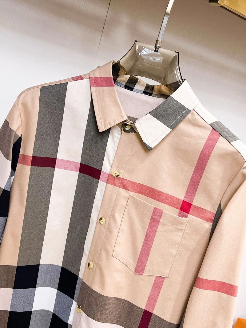 Burberry Shirts RelaxedFit 100665