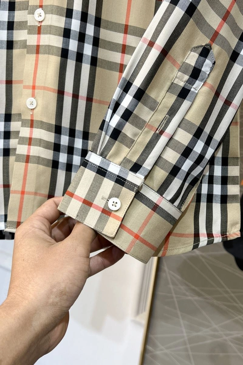 Elegant Burberry Shirts 100678