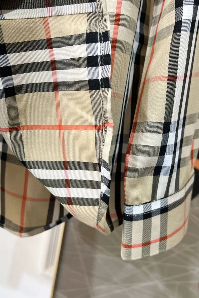 Elegant Burberry Shirts 100678