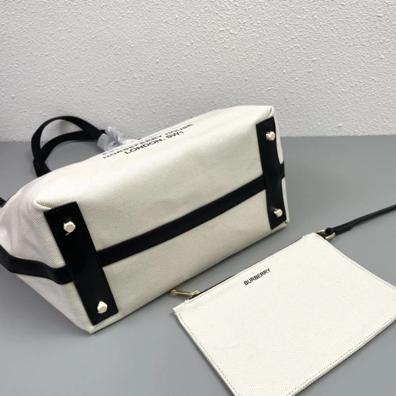 Stylish Burberry Shopping Bags 84573