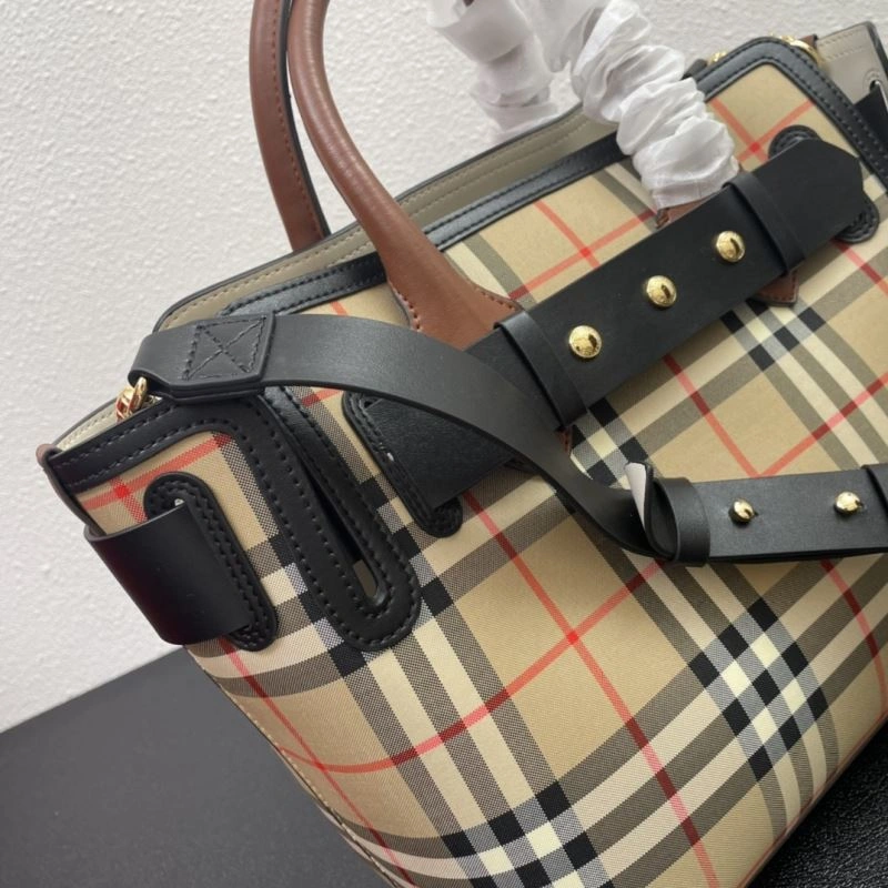 Burberry Shopping Bags StreetReady 84567