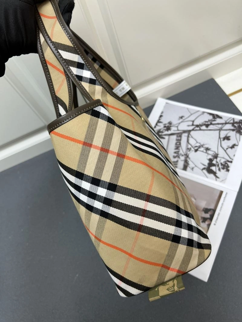 Burberry Shopping Bags FlexibleFit 84562