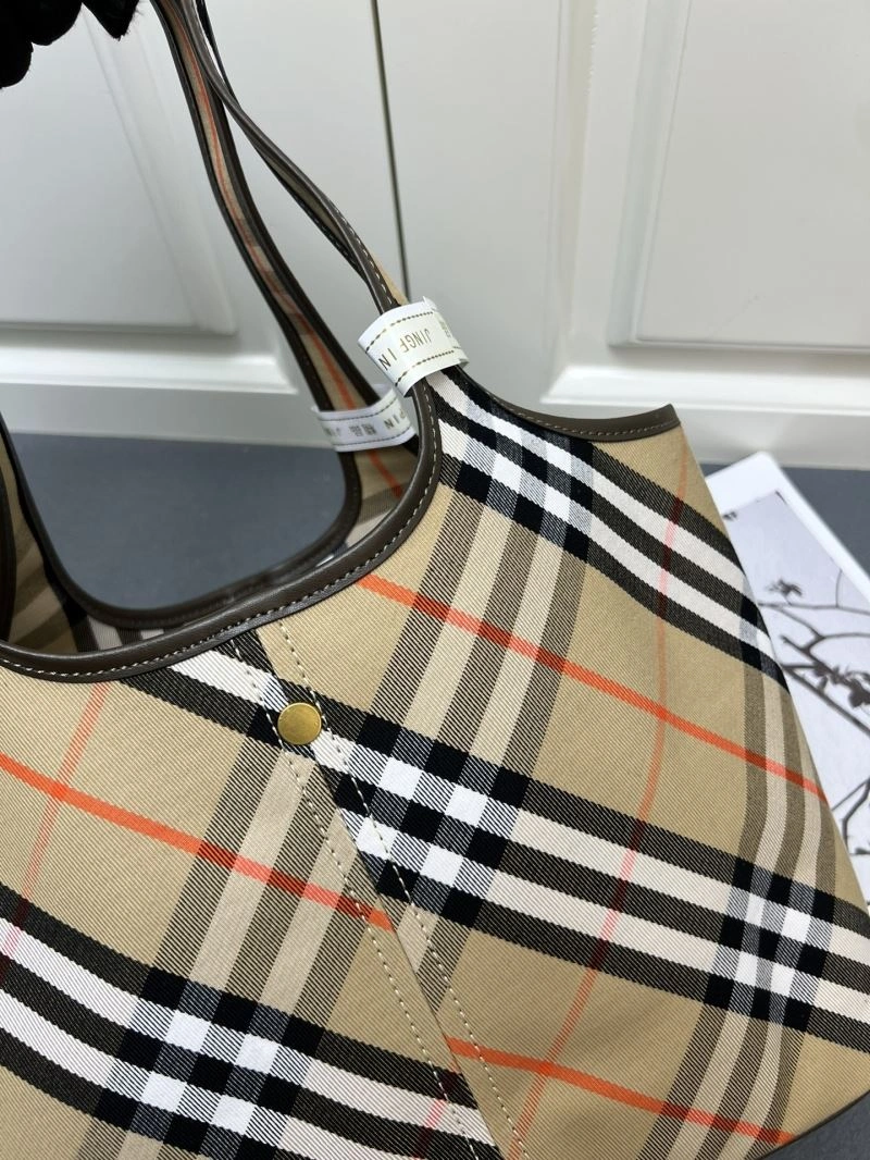 Burberry Shopping Bags FlexibleFit 84562