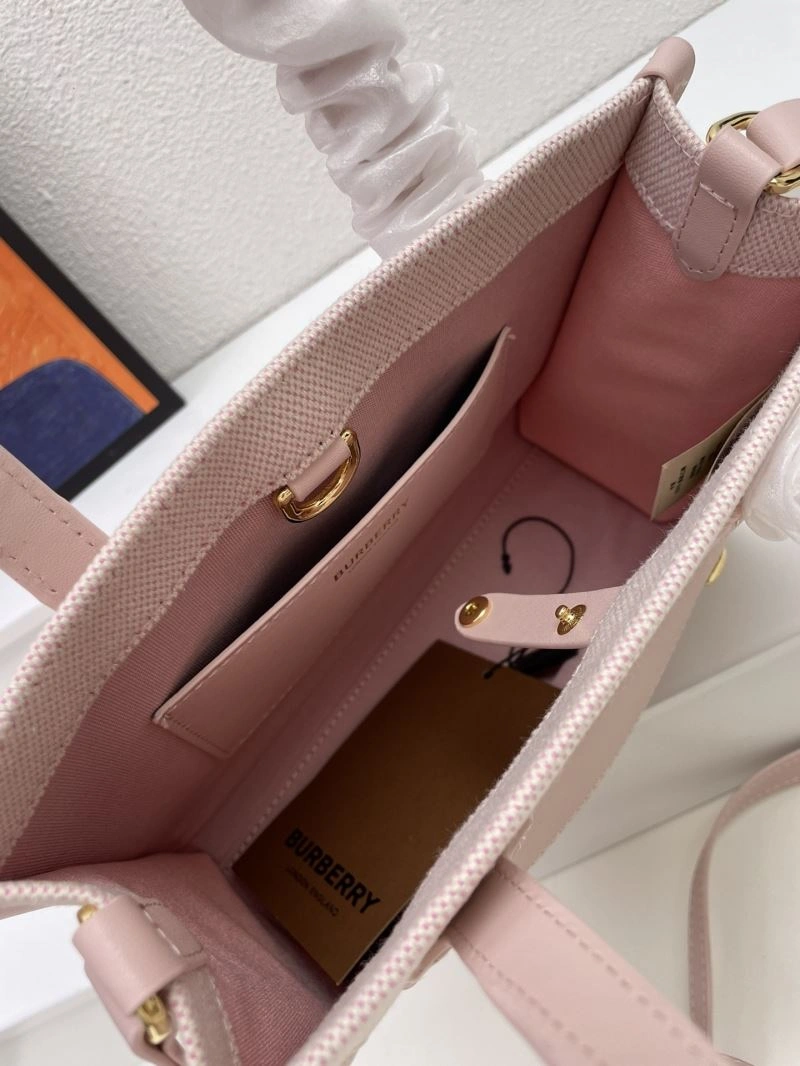 Minimalist Burberry Shopping Bags 84560
