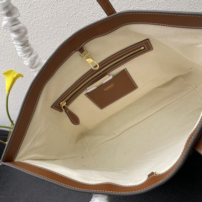 Burberry Shopping Bags AllSeason 84549