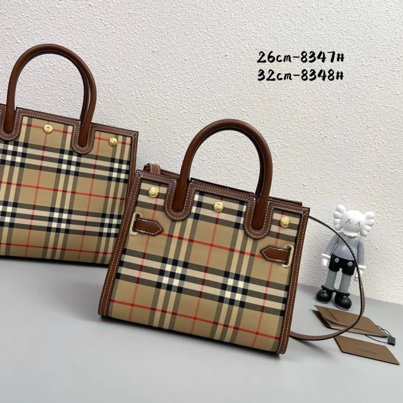 Burberry Shopping Bags Minimalist 84547