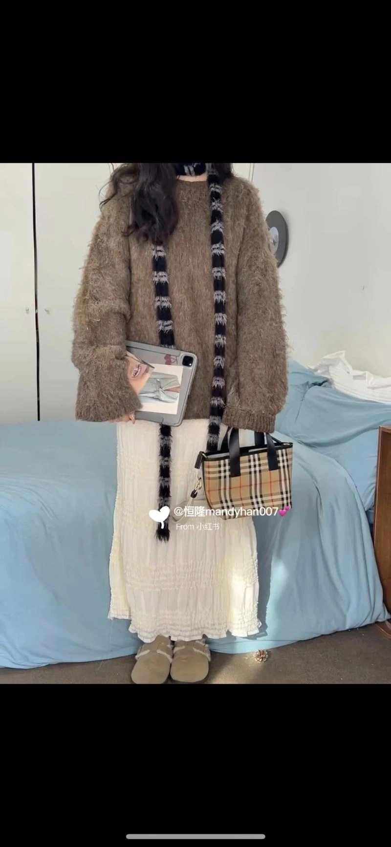 ModernLook Burberry Shopping Bags 64511