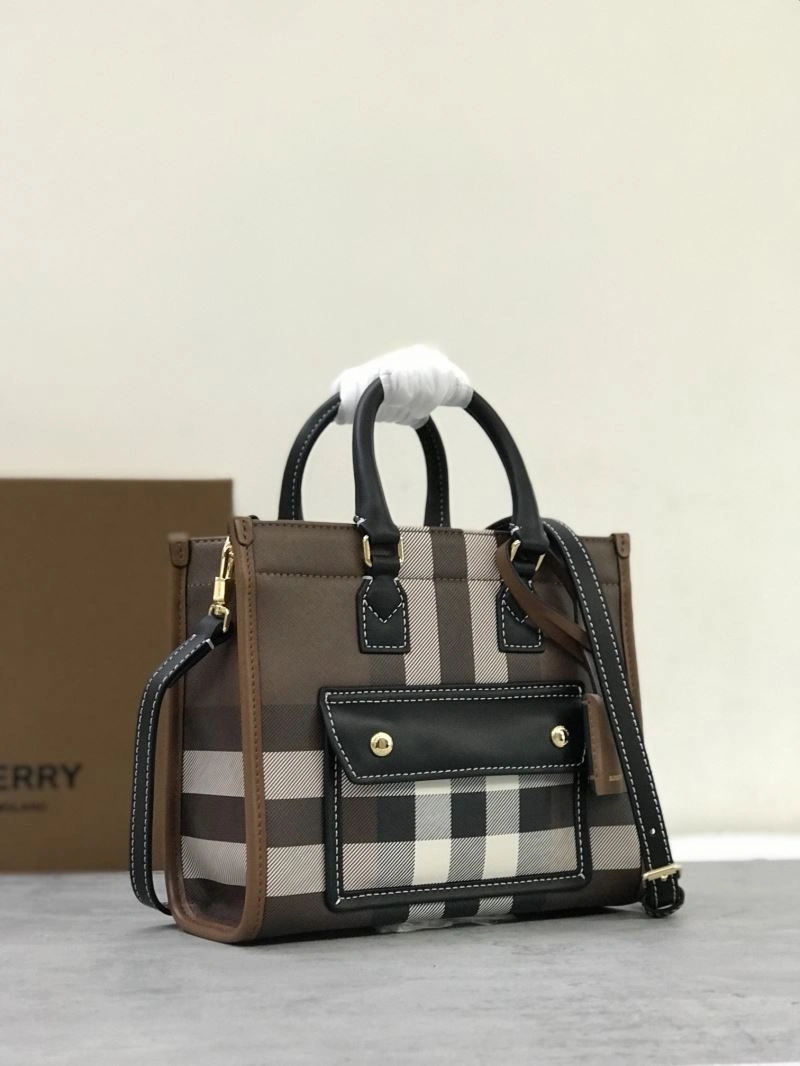 Burberry Shopping Bags Supportive 64544