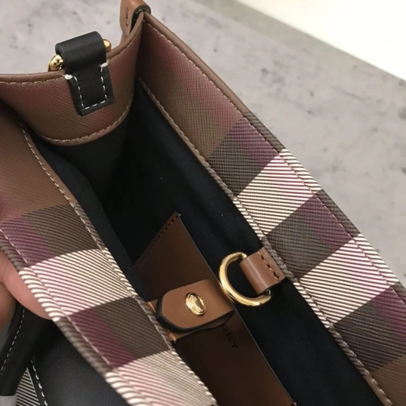 Burberry Shopping Bags Supportive 64544