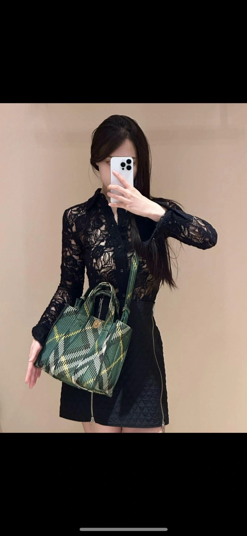 SportInspired Burberry Shopping Bags 64540