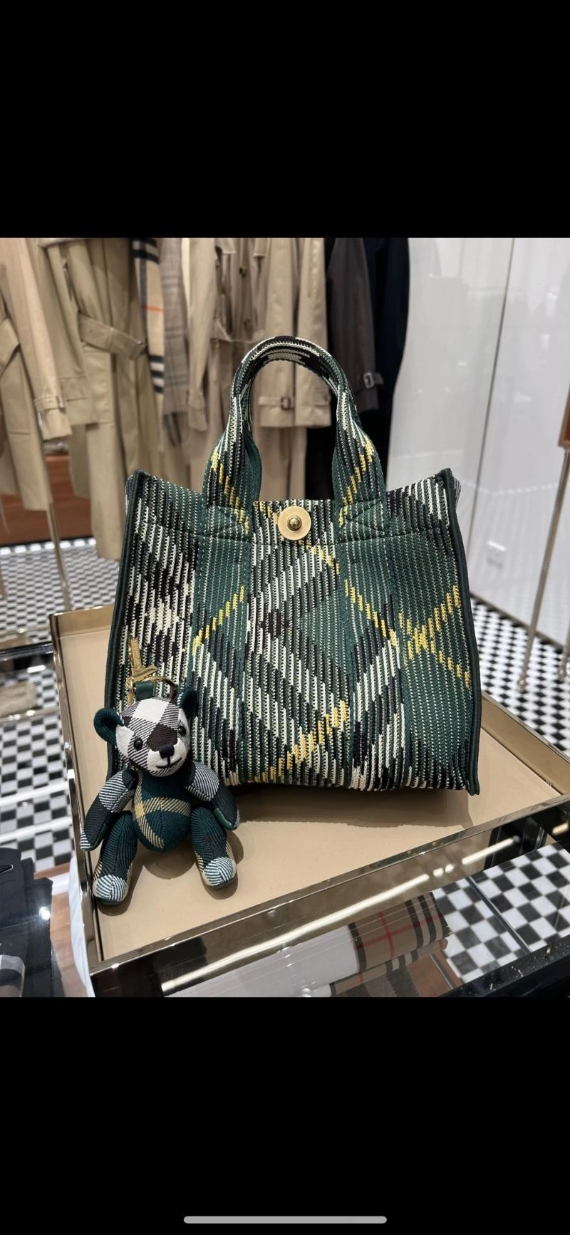 SportInspired Burberry Shopping Bags 64540