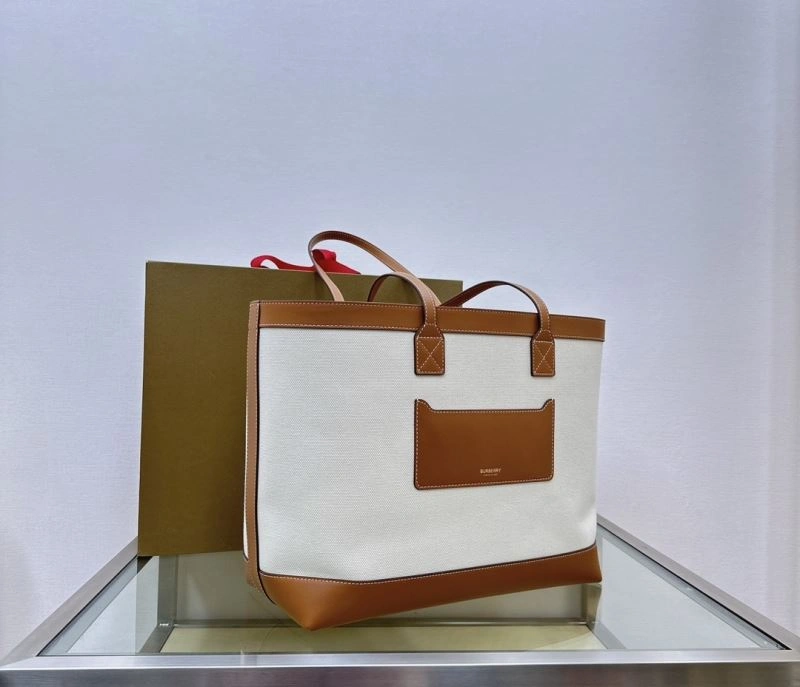 Burberry Shopping Bags Sustainable 64537