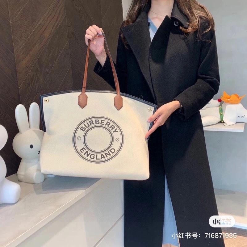ComfortFit Burberry Shopping Bags 64503