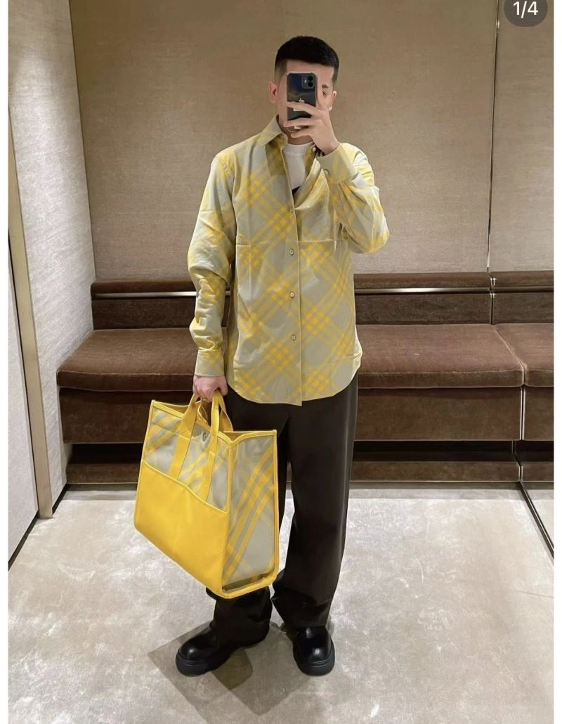 Burberry Shopping Bags Supportive 64512
