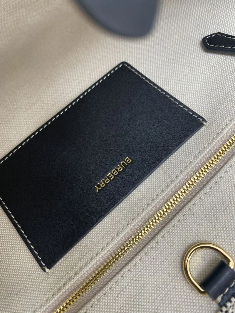 Lightweight Burberry Shopping Bags 64500