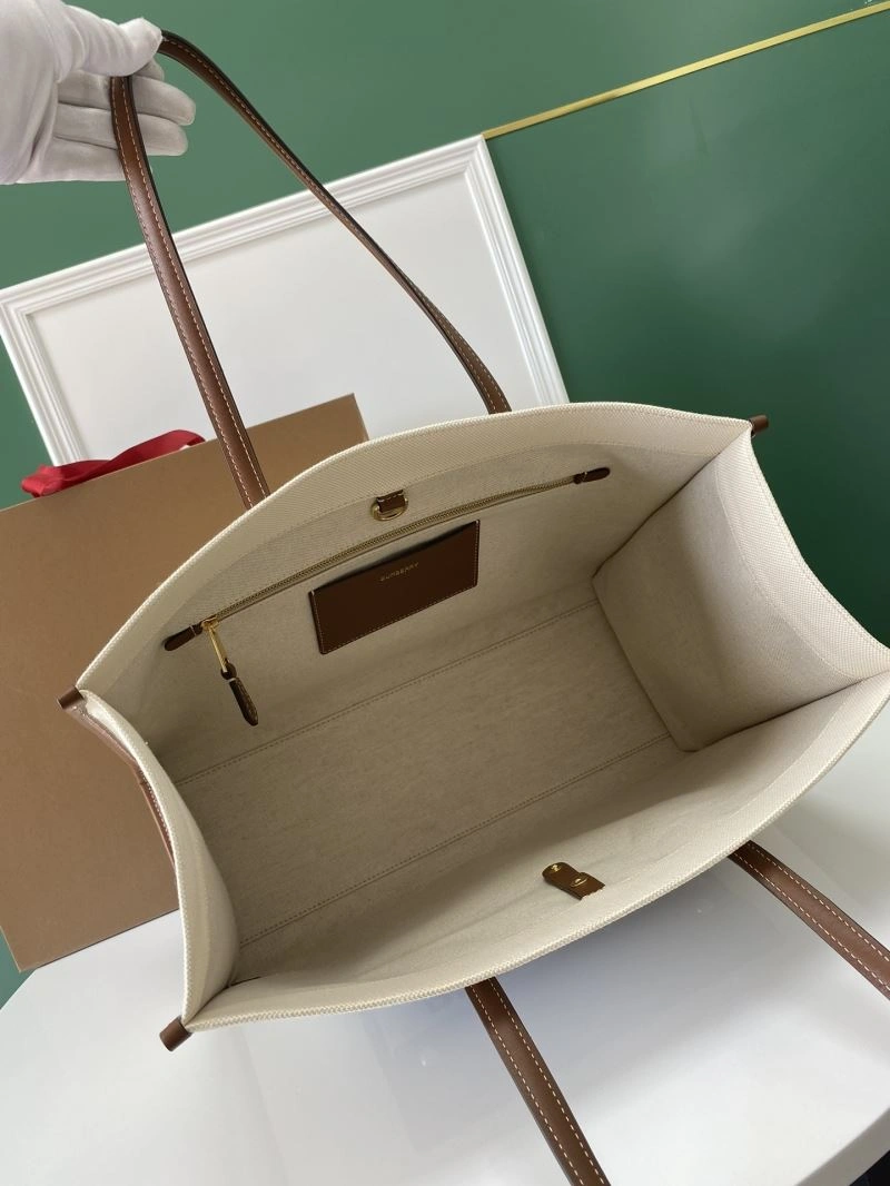 Flexible Burberry Shopping Bags 64499