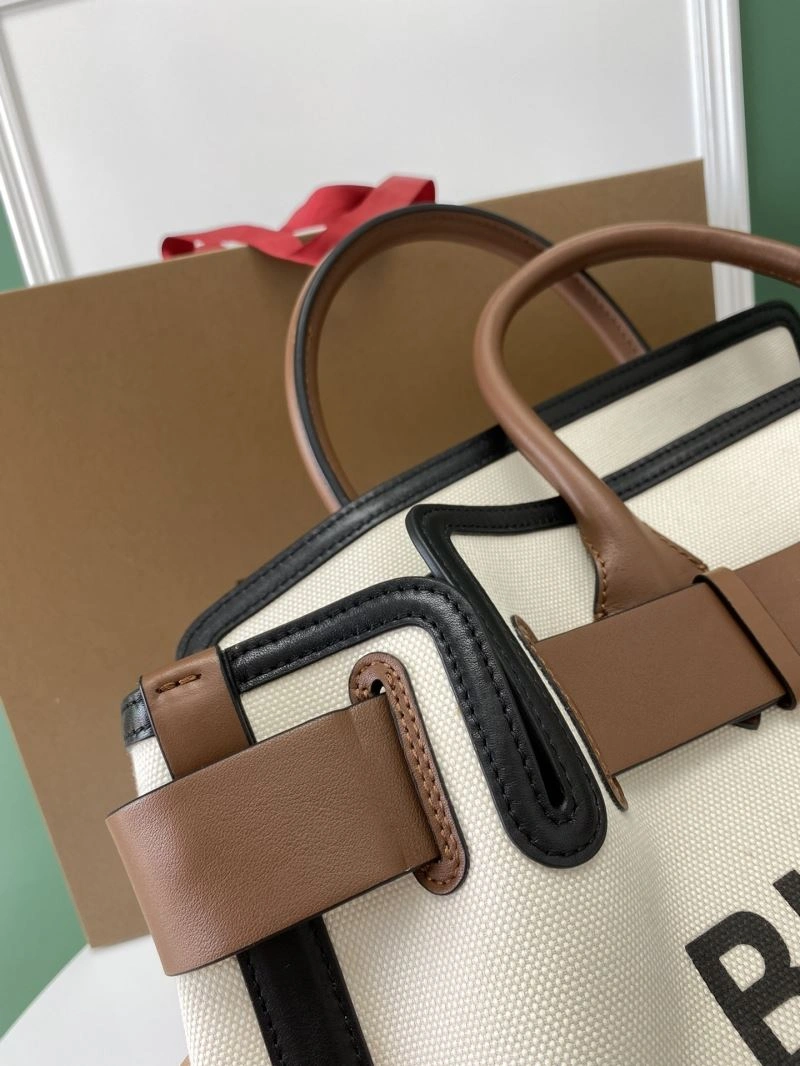 Burberry Shopping Bags TechFriendly 64497